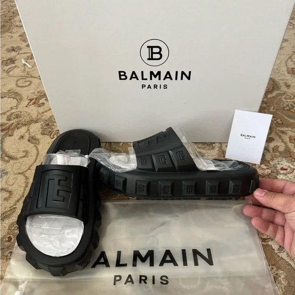 BNWT Balmain Ari Slides! - Picture 3 of 5